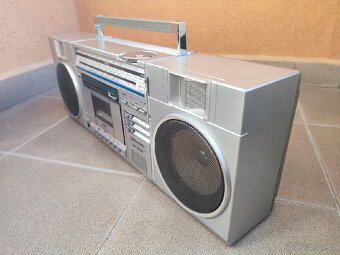 STEREO RADIO CASSSETTE RECORDER SHARP GF-7500. - 3