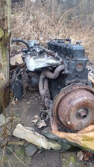 Jeep Wrangler, Cherokee motor 4.0 - 3