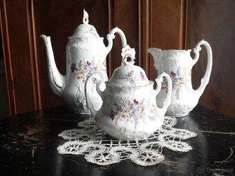 Starožitný porcelánový čajový servis - 3