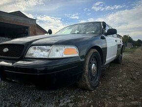 Ford Crown Victoria Police Interceptor P71 2011 V8 SLEVA - 3