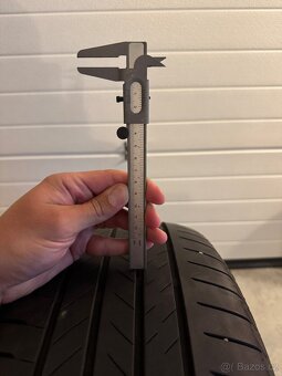 Pneumatiky 235/55 R19 - 3