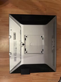 Monitory Dell UltraSharp 1707FP - 3