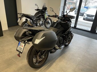 CFMOTO 700MT Premium - 3