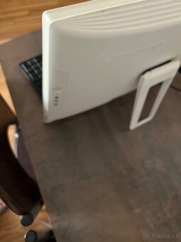 Stolní počítač Lenovo - 3