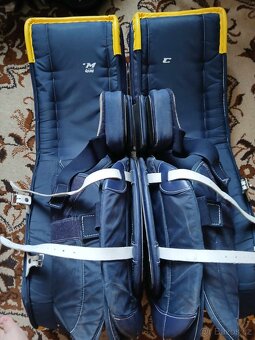 Prodám brankářský set CCM Eflex 3 SR - 3