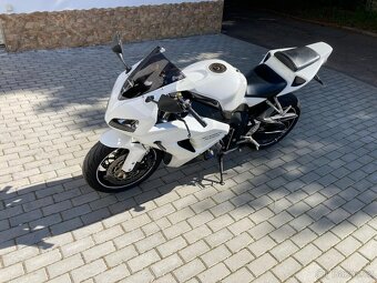 Honda CBR 1000 RR Fireblade - 3