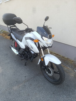 HONDA CB125F - 3