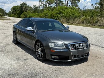 AUDI S8 5.2 V10 2008 - 3
