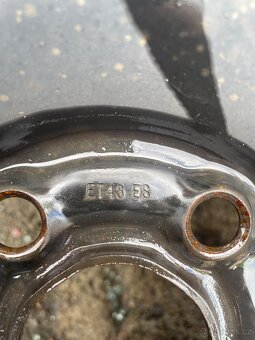 Plechové kola 5x112 ET43 + zimní pneu 195/55 R15 - 3
