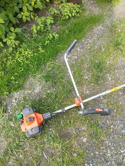 Husqvarna 323 R2 - 3