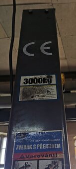 Dvousloupový zvedák - 3
