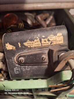 elektronický otáčkoměr TRABANT - 3
