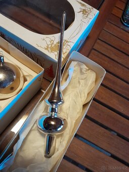 VÁNOČNÍ SKLENĚNÉ STŘÍBRNÉ RETRO OZDOBY SE ŠPICÍ - 3