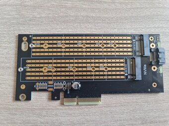 Duální adaptér pro M2 SSD disky PCIE4 MVMe / SATA + přísluše - 3