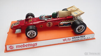 Mattel auta 1:28 - 3