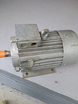 prodám elektromotor - 3