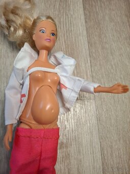 Barbie sanitka, auto, 2 x panenka, Pošta 50 Kč - 3
