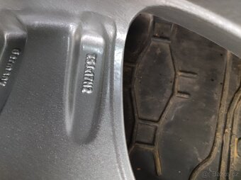 Disky z VW tuareg 7,5Jx17H2 ET55 - 3