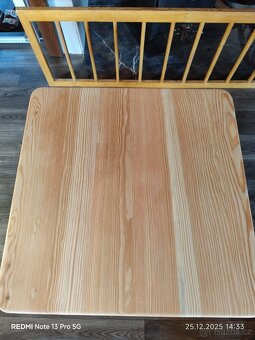 Dětský stolek a židlička - 3