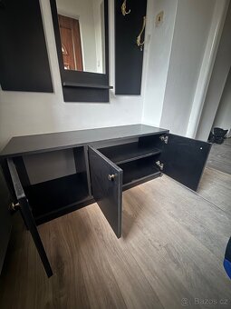 Předsíňová stěna s botníkem - 3