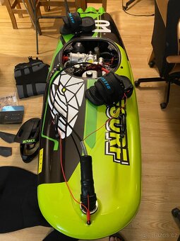 Jetsurf DLE motorový surf - 3
