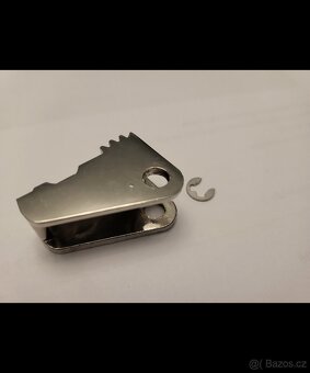 Pastorek pro kliku Tesla model S - 3