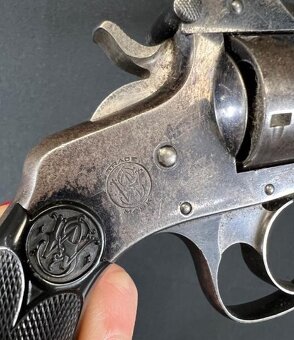 Historický revolver značky Smith & Wesson, ráže .32 SW short - 3