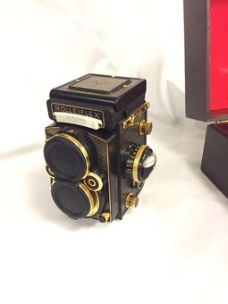 Rolleiflex TLR 2.8 F Gold Edition - jako nový a funkční - 3