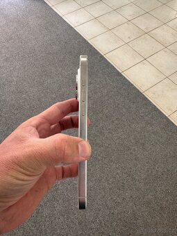 iPhone 16 Pro Max 256 GB – bílý, top stav, 2 roky záruka - 3