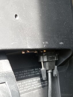 LCD monitor LG Flatron w2242T - 3