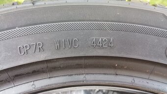 Barum 225/45/17 celoroční - 3