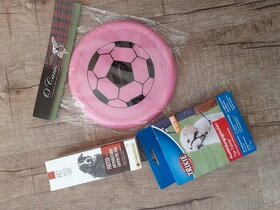 Chovatelské potřeby(pláštěnky Brit,ohlávka, frisbee, obojek) - 3