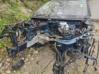 VW Touareg III casti karoserie vyrezove dily - 3