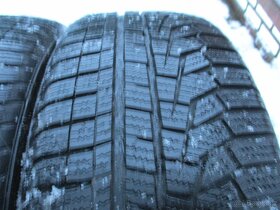 Pneu zimní 205/55R17 - 3