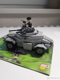 Lego Cobi 2366 německé obrněné vozidlo SdKfz. 222 - 3