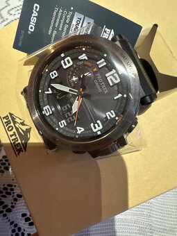 Casio Protrek PRW-6600YB-3ER - 3