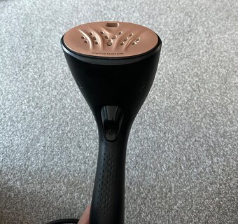 Ruční napařovač oděvů Philips - 3