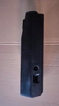 Starý kazetový přehrávač Sanwa CR2070 - 3