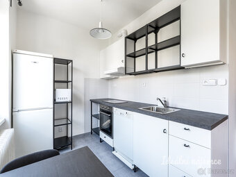 Pronájem bytu 2+kk, U Kombinátu, Strašnice, 21 900 Kč/měs, 4 - 3
