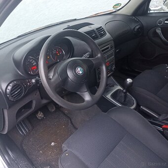 Alfa Romeo 147 - 3