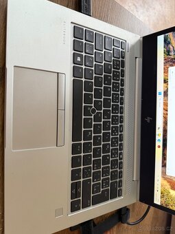 Hp elitebook - 3