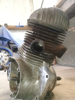 Motor Jawa 250/353 - 3