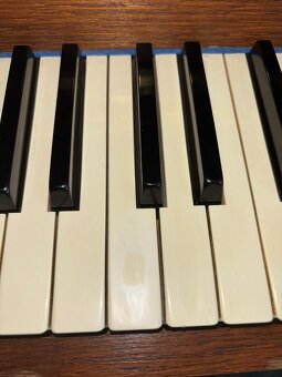 Pianino Petrof - 3