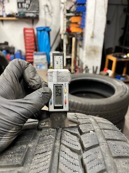 Zimní Pneu 215/60 R17 96H Nexen - 3