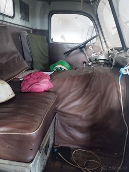 Praga V3S AD 080 - 3