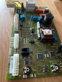 řídící jednotka Vaillant 712318 - 3