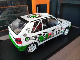 Škoda, Volvo, Subaru, Opel, Fiat a Ford    1:18   IXO - 3