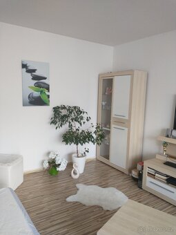 Prodej bytu 4 + 1 Osobní Vlastnictví - 3