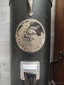 Prodám starožitný, funkční vysavač Electrolux - 3