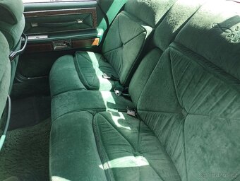 Lincoln Continental Town Car (r.1976) - 3